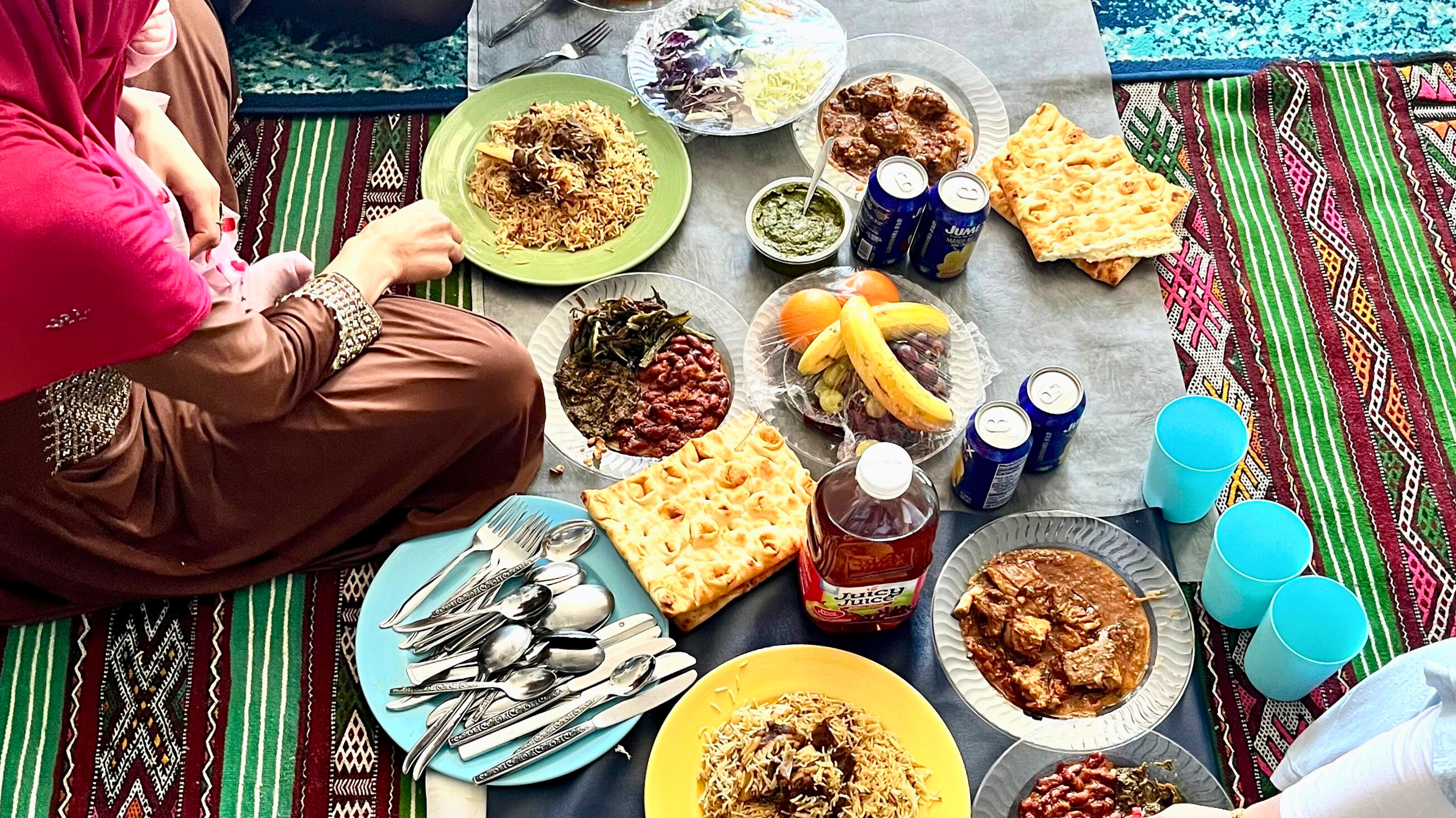 November 2025 Round-up: Sharing Food, Crafting Community, Seeking Asylum