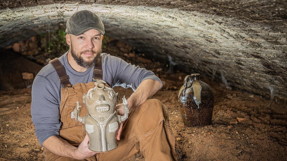 Michael Gates Reimagines Catawba Valley Pottery for a New Era