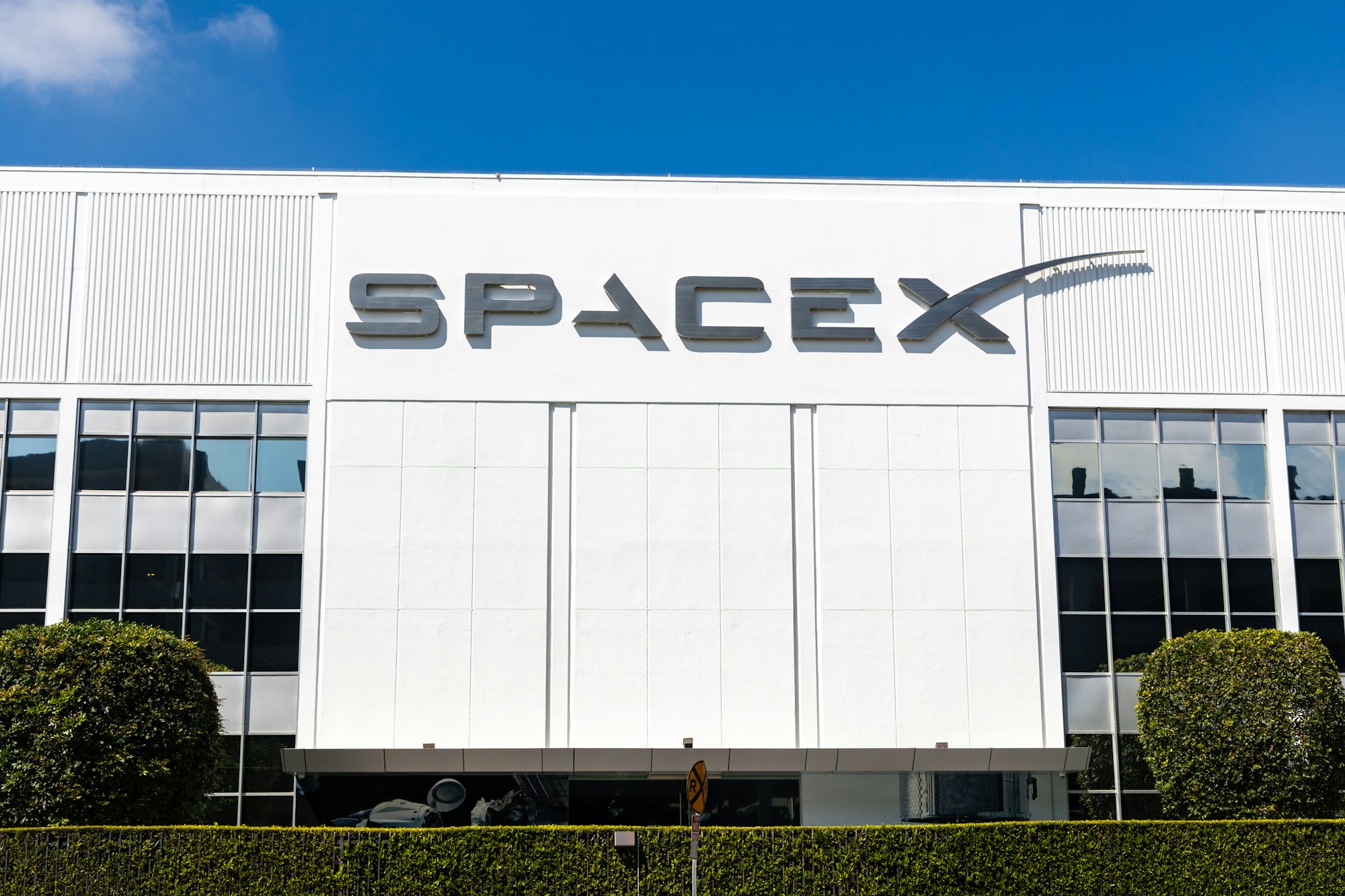 ​SpaceX Shares Sink as Space Sector Sell-Off Tests Investor Confidence