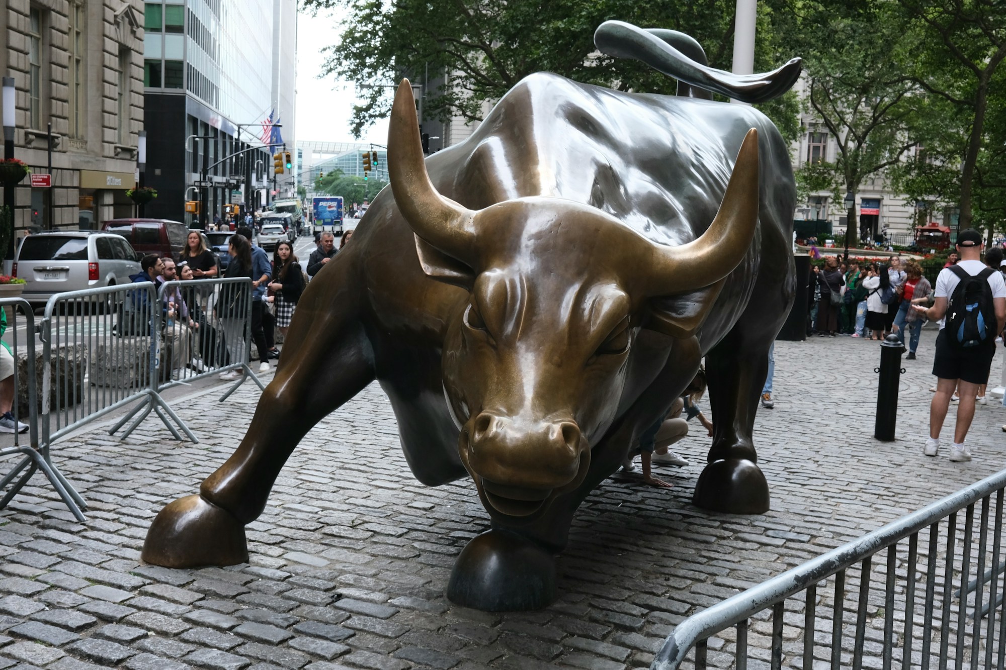 Wall Street’s Bull Case for 2026: Why Strategists See the Stock Rally Extending