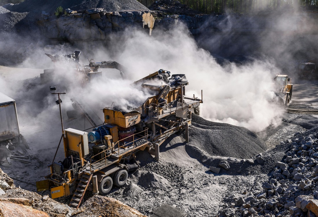 Dust suppression system in mines needed for dust control of airborne dust on mining field affecting environement. 
