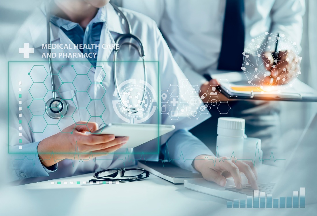 Medical person using workflow automation in healthcare to keep up to date wtih client work.