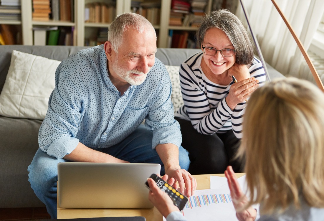 Pension Drawdown or Annuity? How to Choose the Right Retirement Income