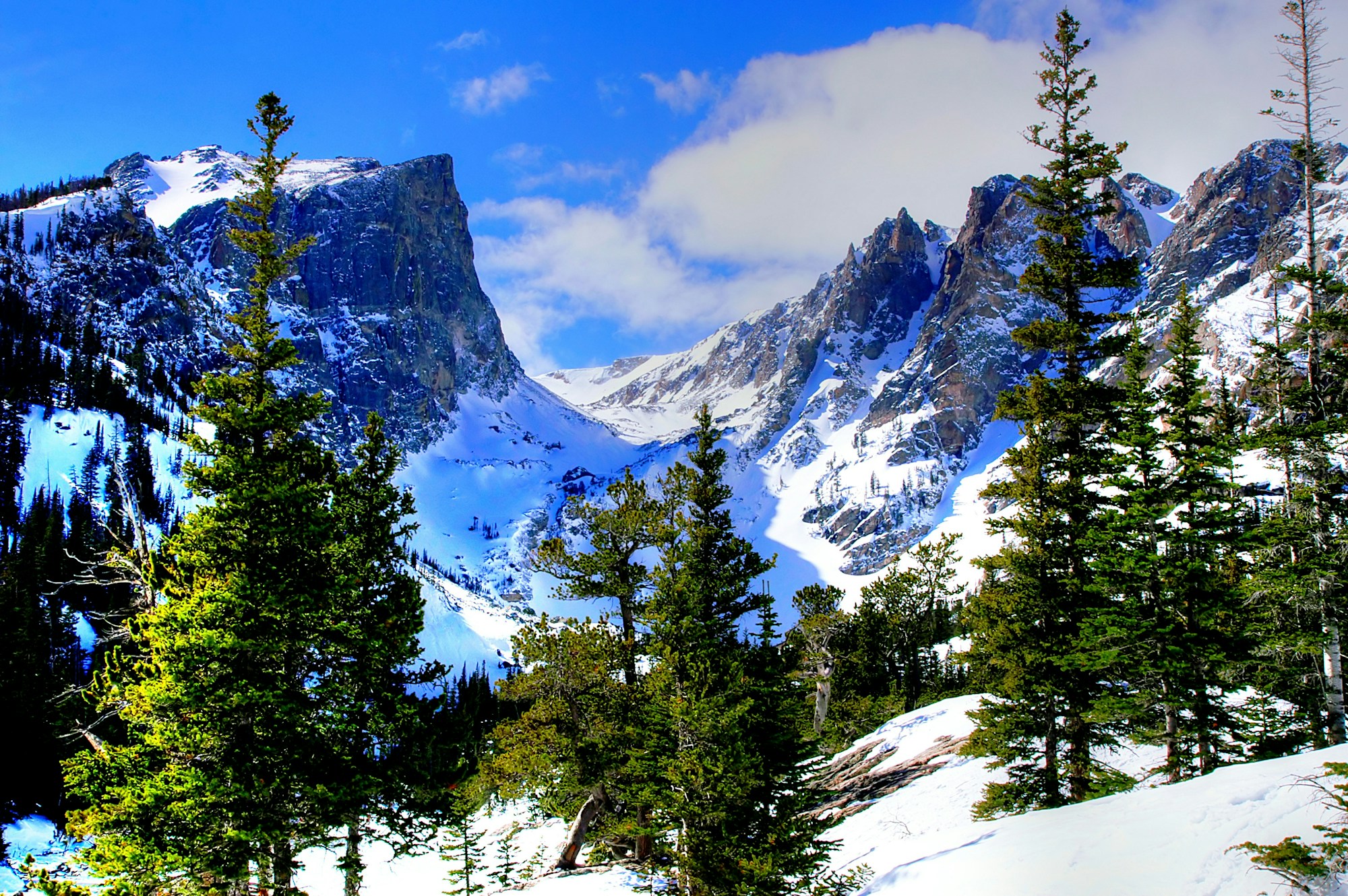 Snow-covered peaks in Rocky Mountain National Park