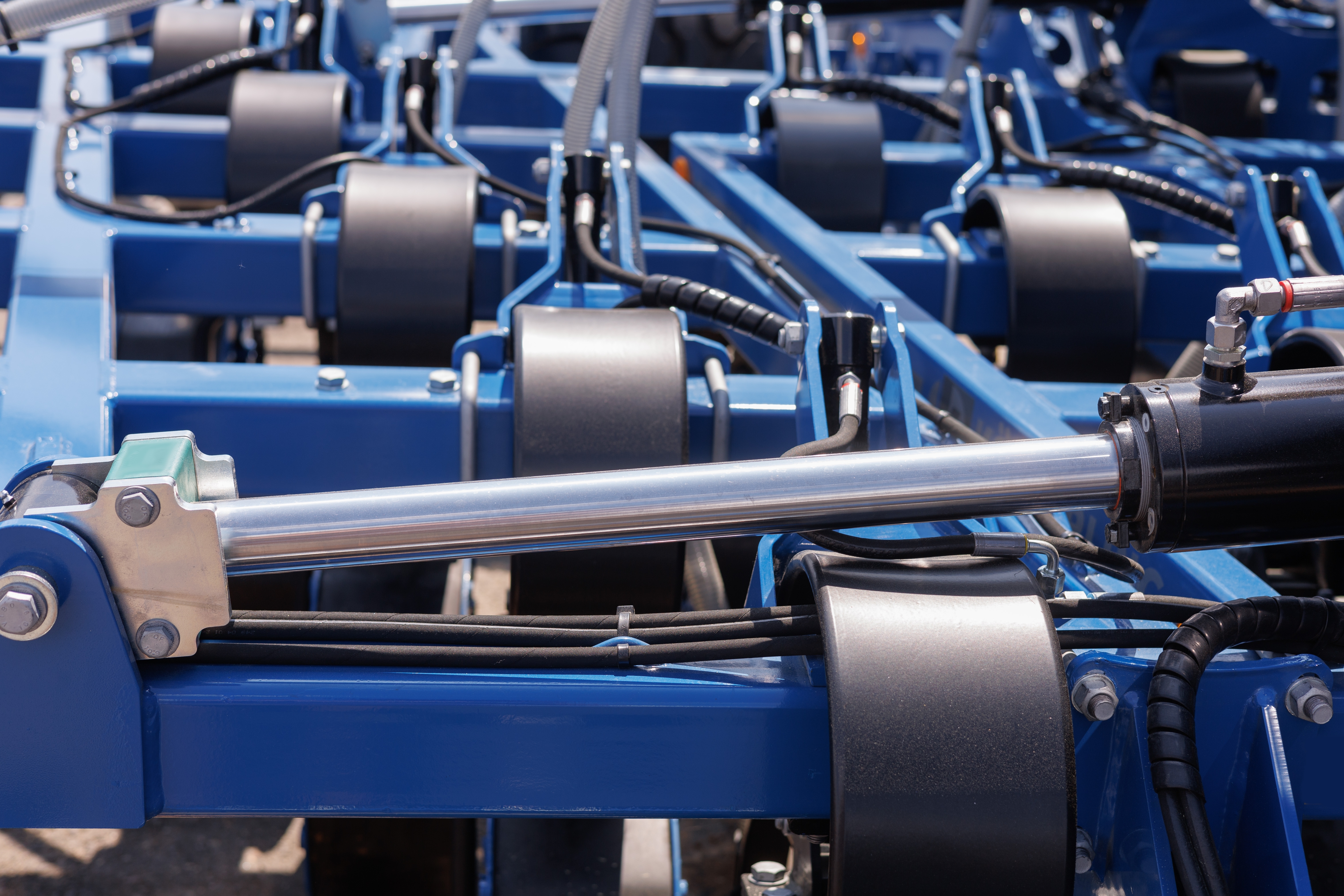 hydraulic cylinder seals